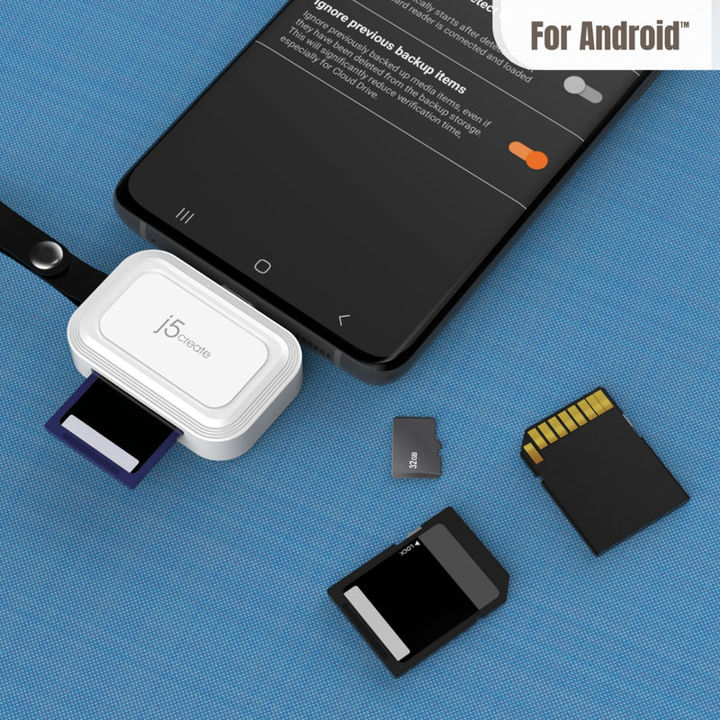 USB-C® to SD™ /microSD™ Mini Adapter for Smartphones