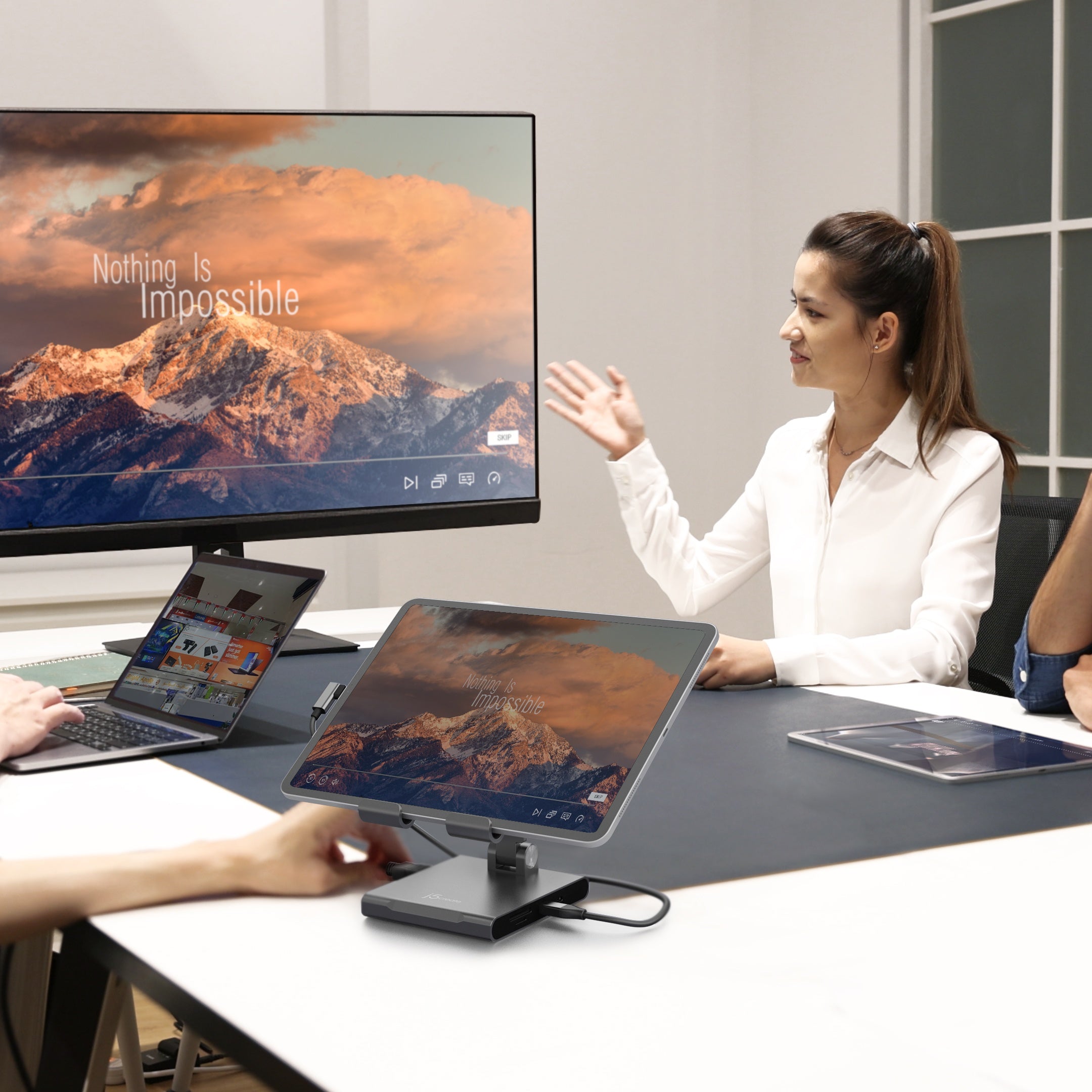 Multi-Angle Stand with Docking Station for iPad Pro® – j5create